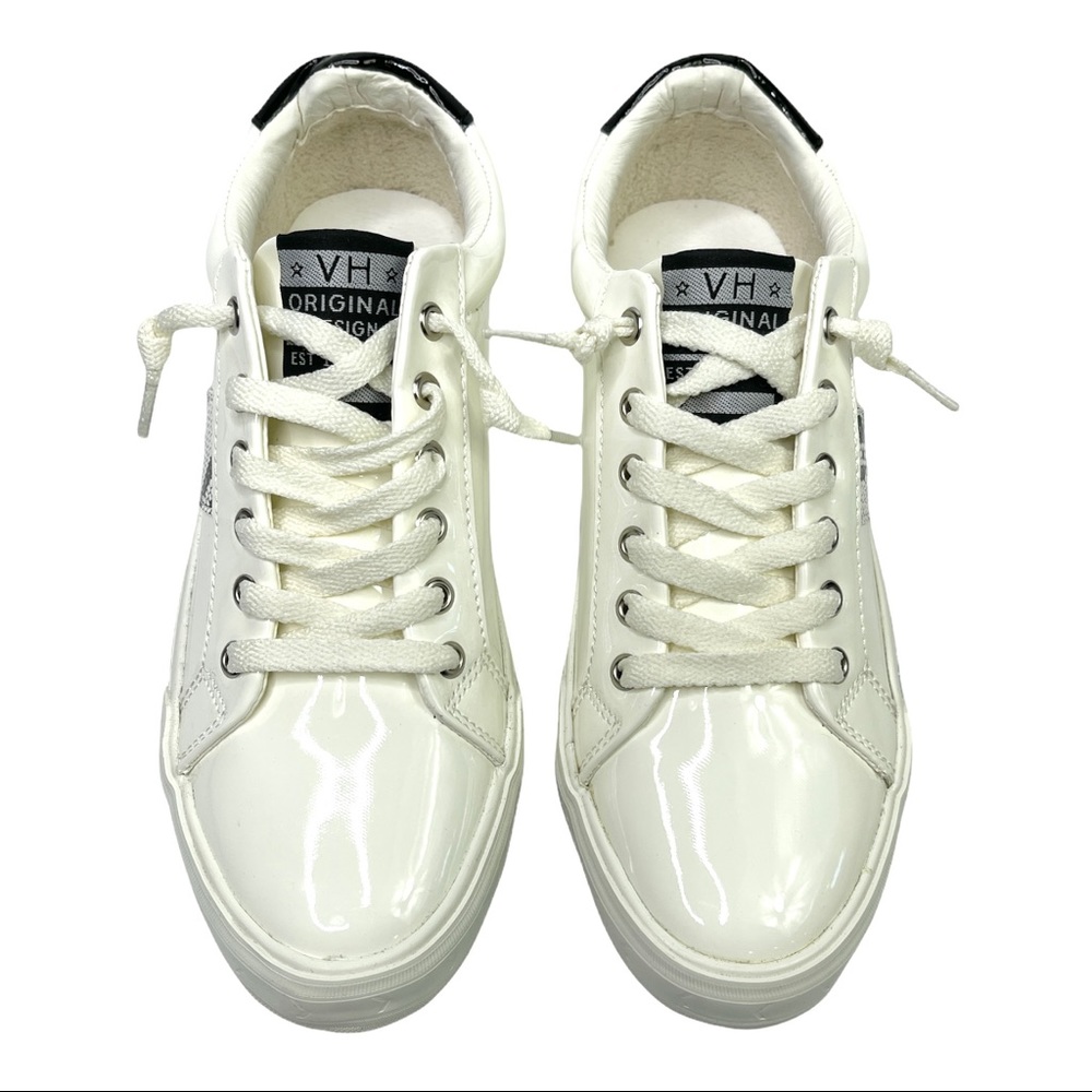 ♦️SOLD♦️NIB Vintage Havana Quincy Patent Leather Sneakers in Liquid White - Picture 2 of 9